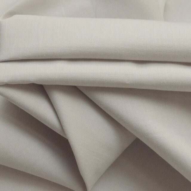Remnant - Plain Dyed Cotton Poplin - Palest Grey - (1.75m)