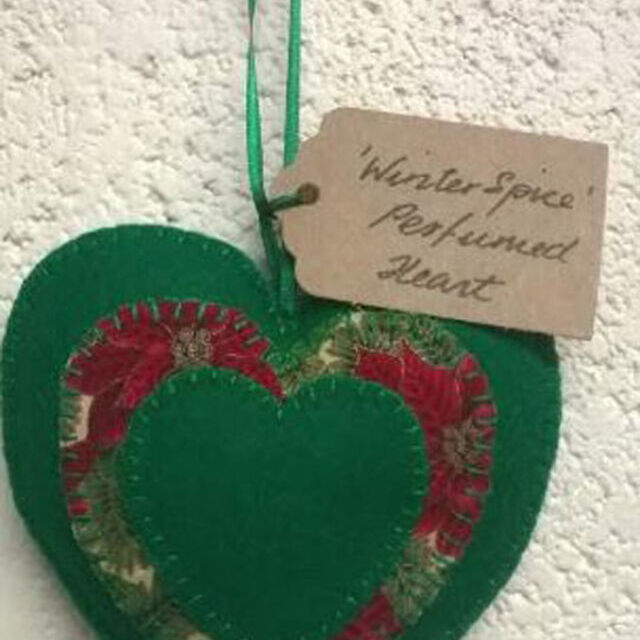 Christmas Scented Decoration - Using Craft Cotton Fabrics