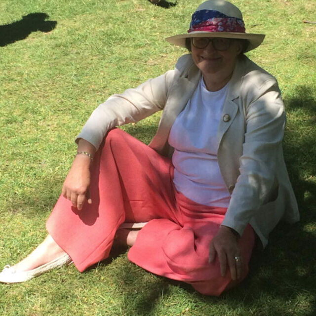 Trousers - Using Cross Hatch Linen Fabric