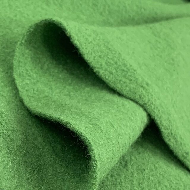 Pure Luxury - Boiled Wool - Apple