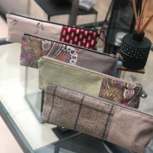 Makeup cases- Using cotton & canvas fabrics