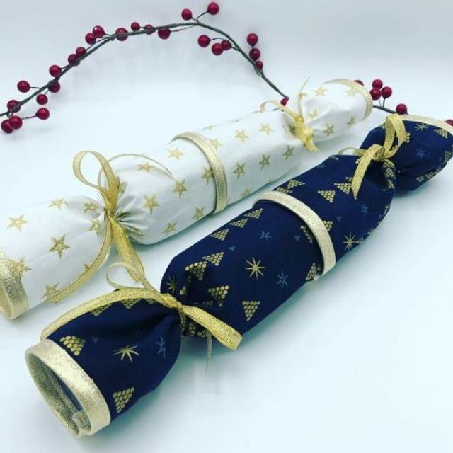 Christmas Crackers- Using craft cotton